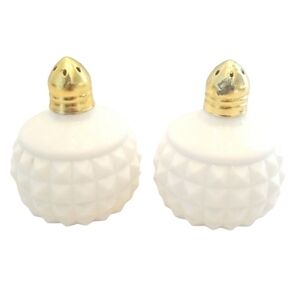 Vintage White Milk Glass Japan Hobnail Salt & Pepper Shaker Set.